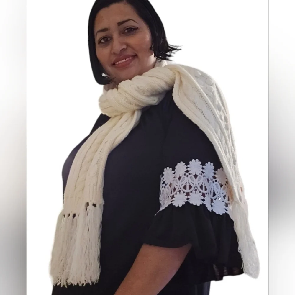 Handmade Chunky Knit Scarf Cream Fringe Winter Cable Knitted Upcycled Yarn 60